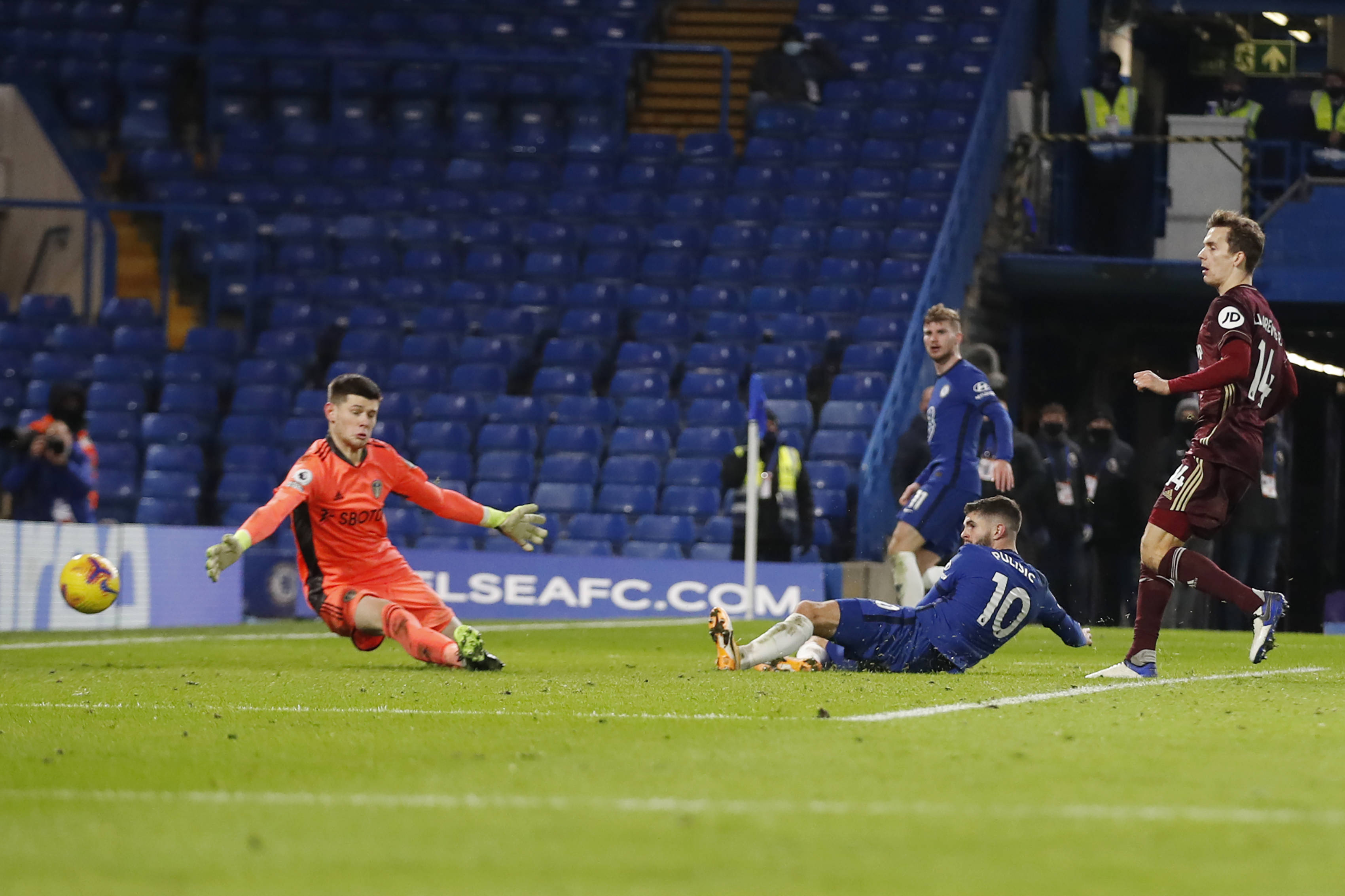 何俱乐部来 何俱乐部来